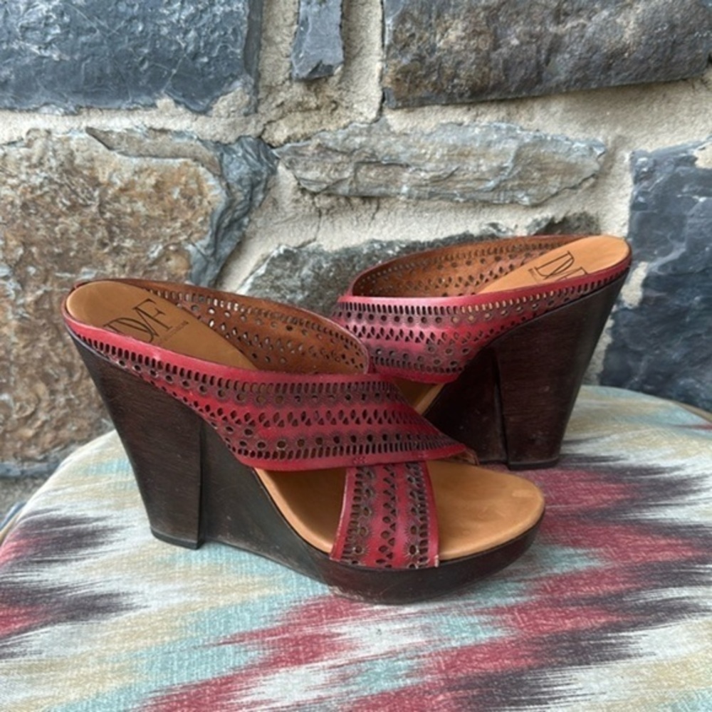 Diane Von Furstenberg Brown Laser Cut Wedge Heels Platform Boho 7